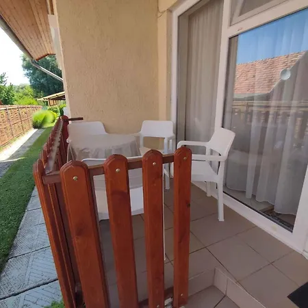 Apartament In 45329 Balatonszárszó