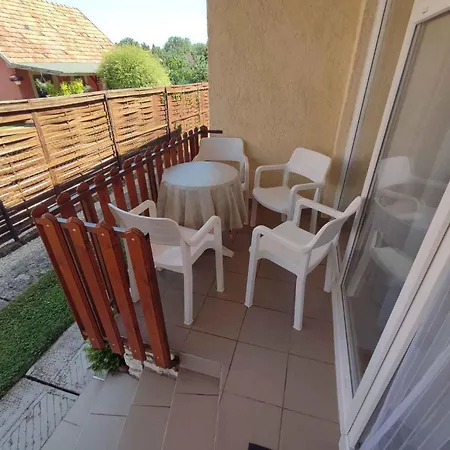 In 45329 * Balatonszárszó