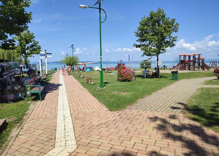 Apartament In 45329 *